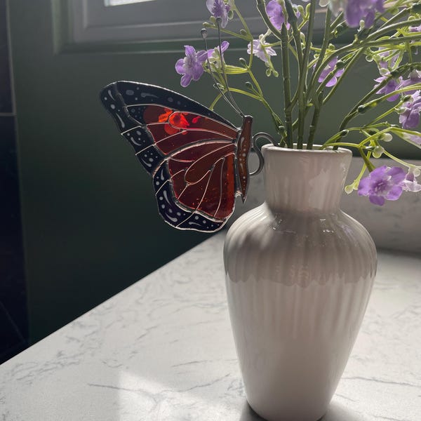 Colorful monarch butterfly light catcher