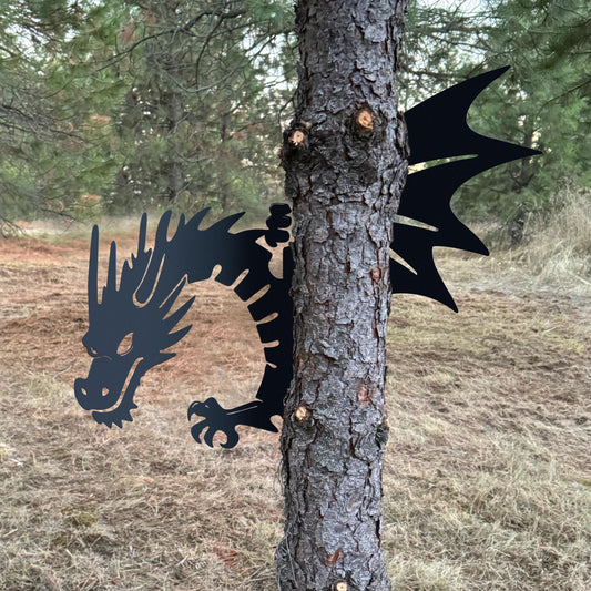 Dragon Peeping Metal Art