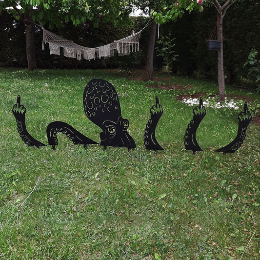 Octopus middle finger metal art