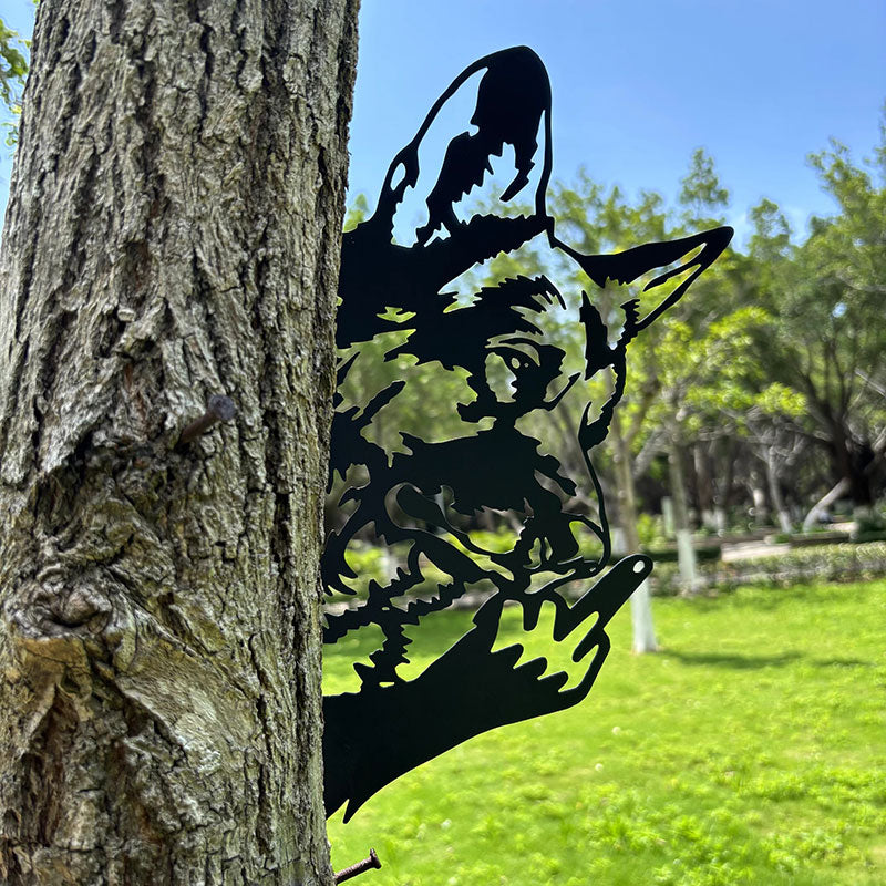 Animal metal art showing middle finger