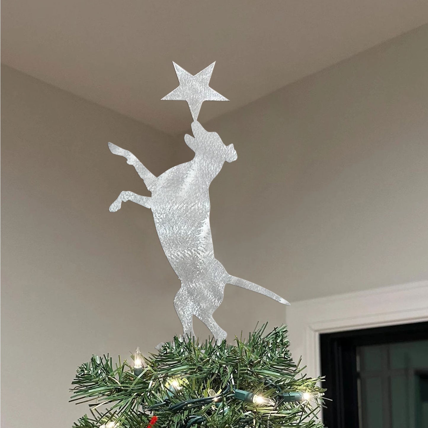 Dog with a star Christmas tree metal topper