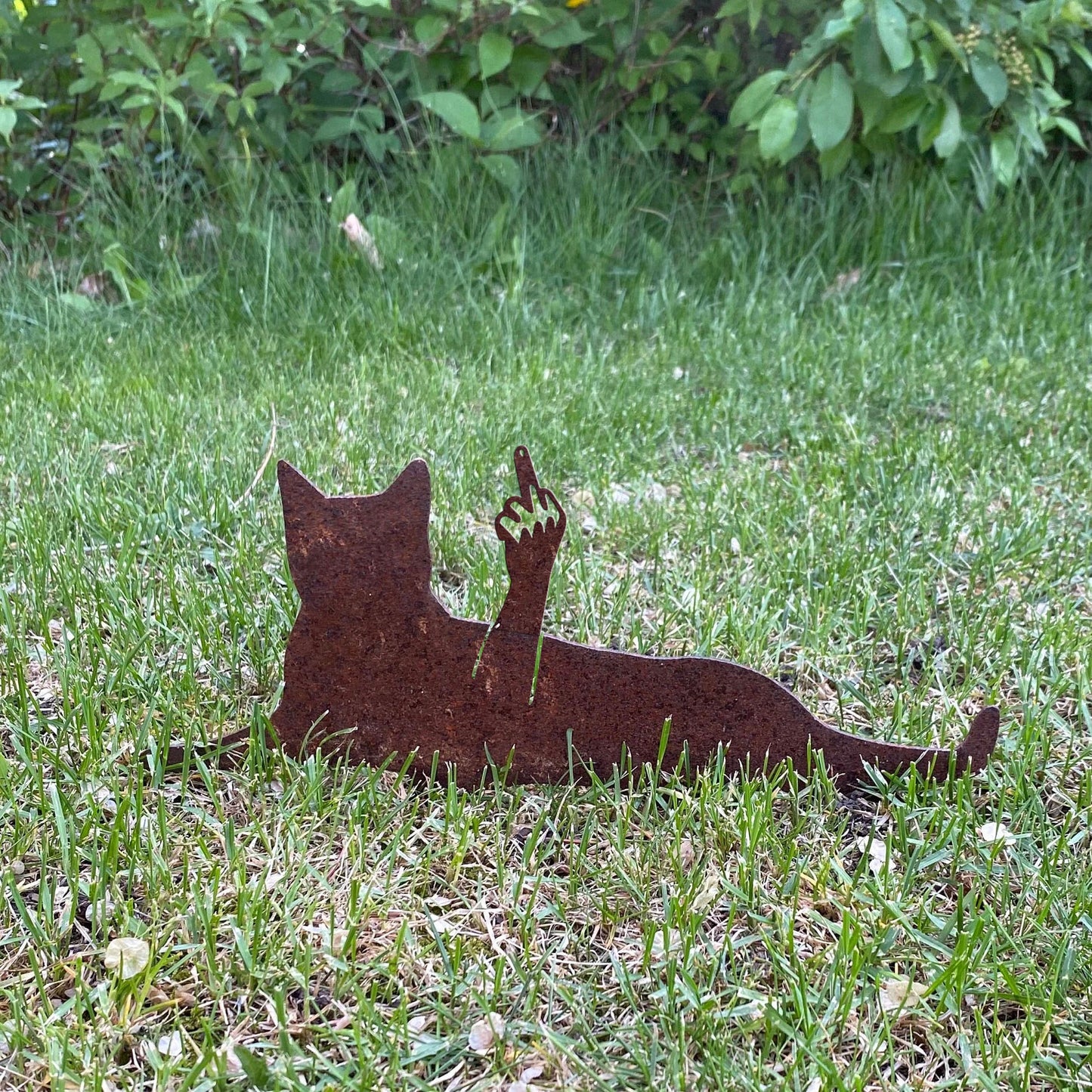 Cat giving the middle finger metal art