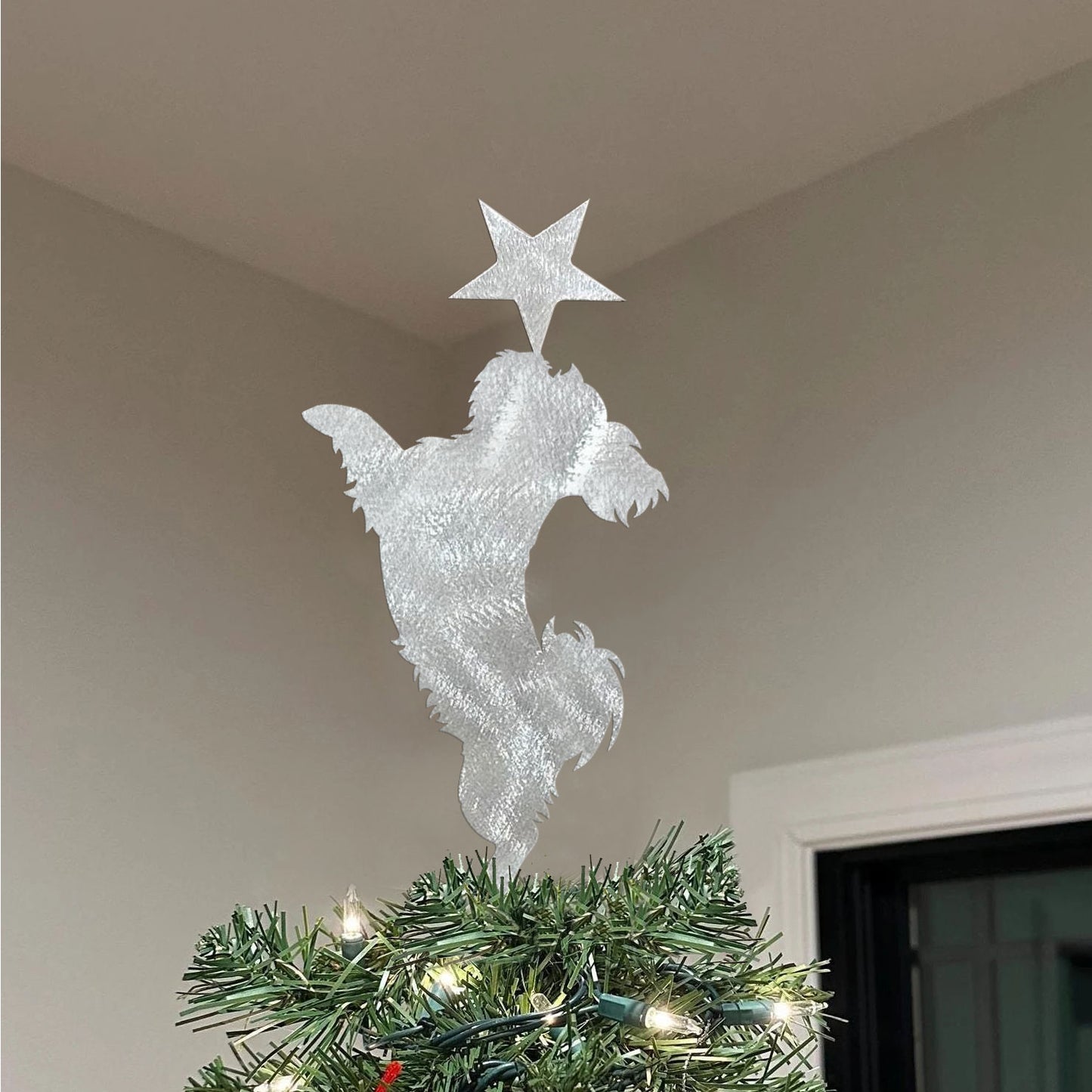 Dog with a star Christmas tree metal topper